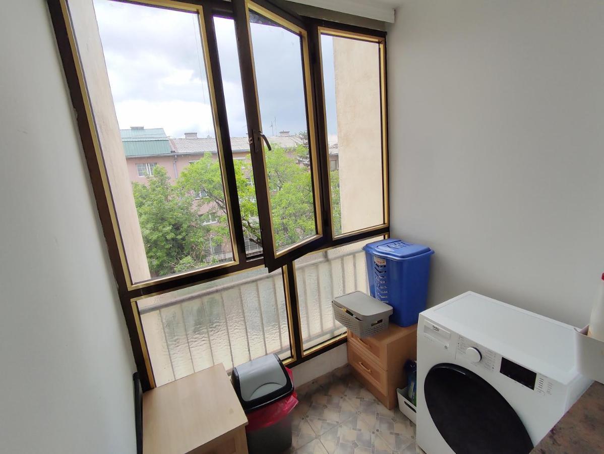 Central Spacious Apartment In Prishtinë Luaran gambar